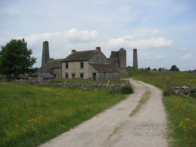 Field Centre and Magpie Mine