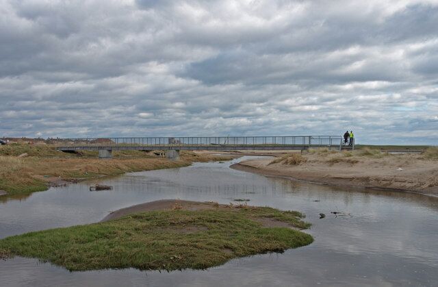 Stevenston Burn Footbridge leading to East Shore.