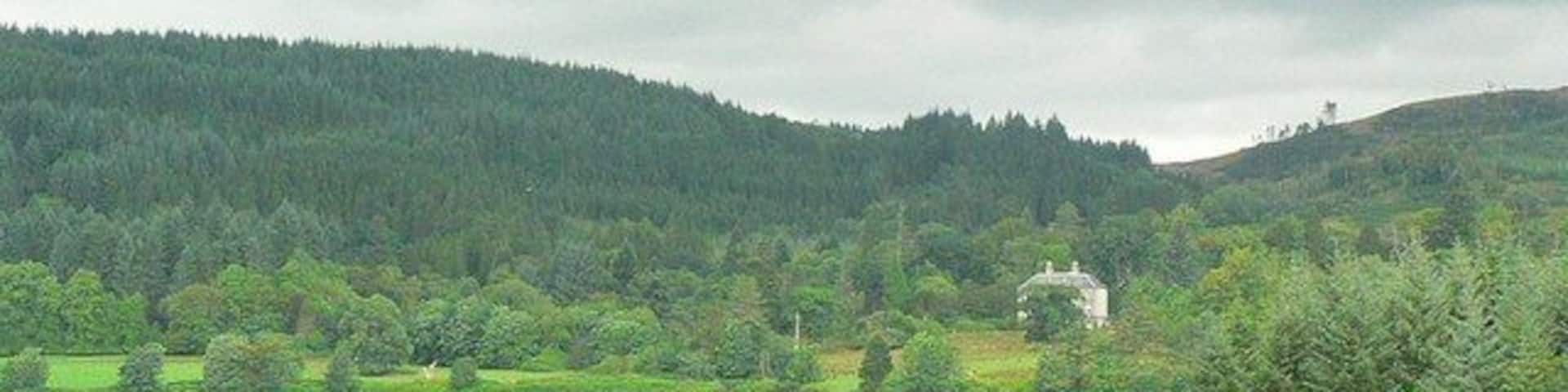 Loch Gair and Asknish Looking across part of Loch Gair towards a house at Asknish (GR NR928914)