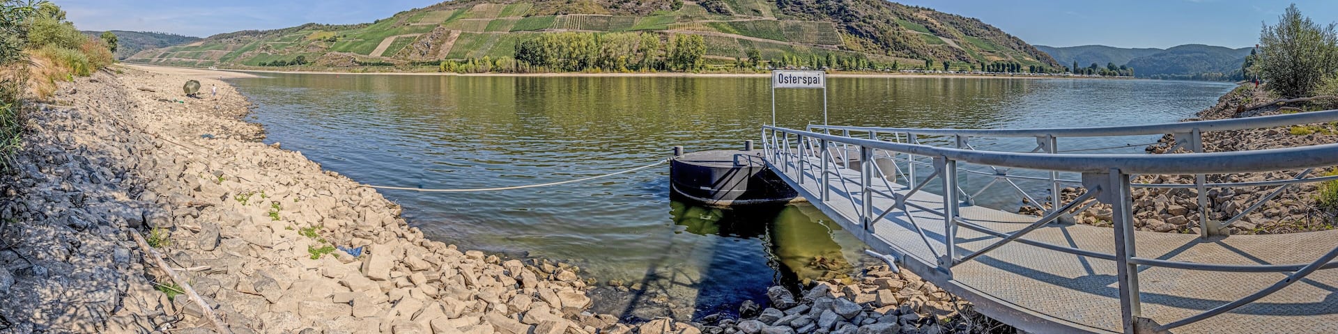 View of a dry boat dock in the Rhine village of Osterspai during the record low water level