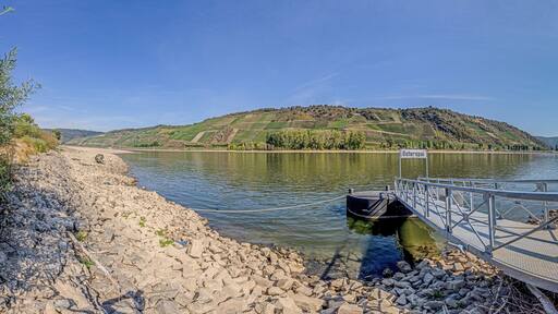 View of a dry boat dock in the Rhine village of Osterspai during the record low water level