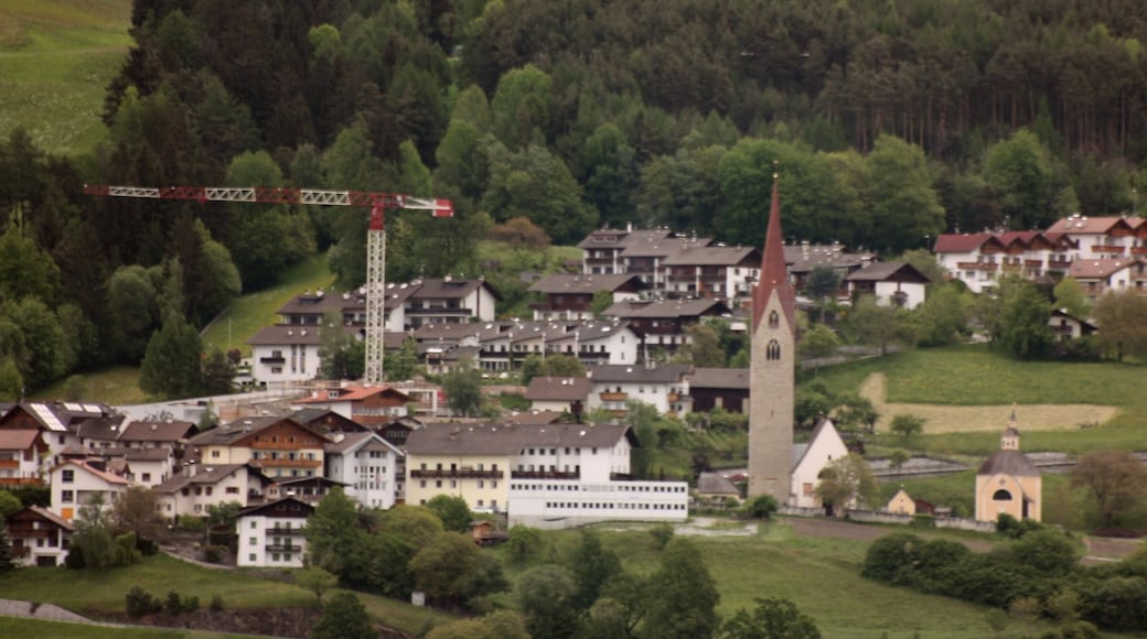 Brixen, Südtirol: Blick auf die Fraktion St. Andrä