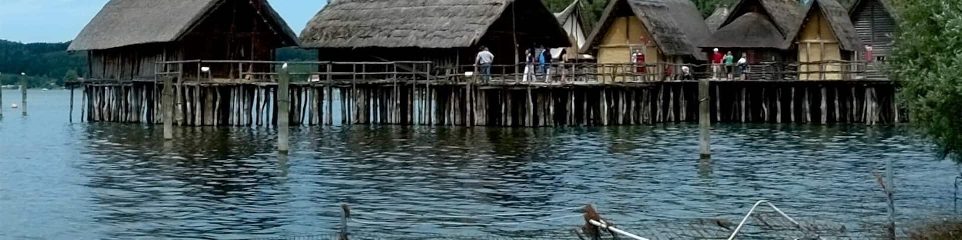 The Lake Dwelling Museum is one of the largest open-air museums in Europe. The pile-dwelling field "Unteruhldingen-Seewiesen", which has been a UNESCO World Heritage Site since 2011, lies 500 m south of the pile-dwelling museum. For almost 100 years the museum has been extended several times and comprises 23 reconstructed lake dwellings and two museum buildings.
The archaeological museum, opened in 1922, shows reconstructions of pile dwellings from the Stone and Bronze Ages.