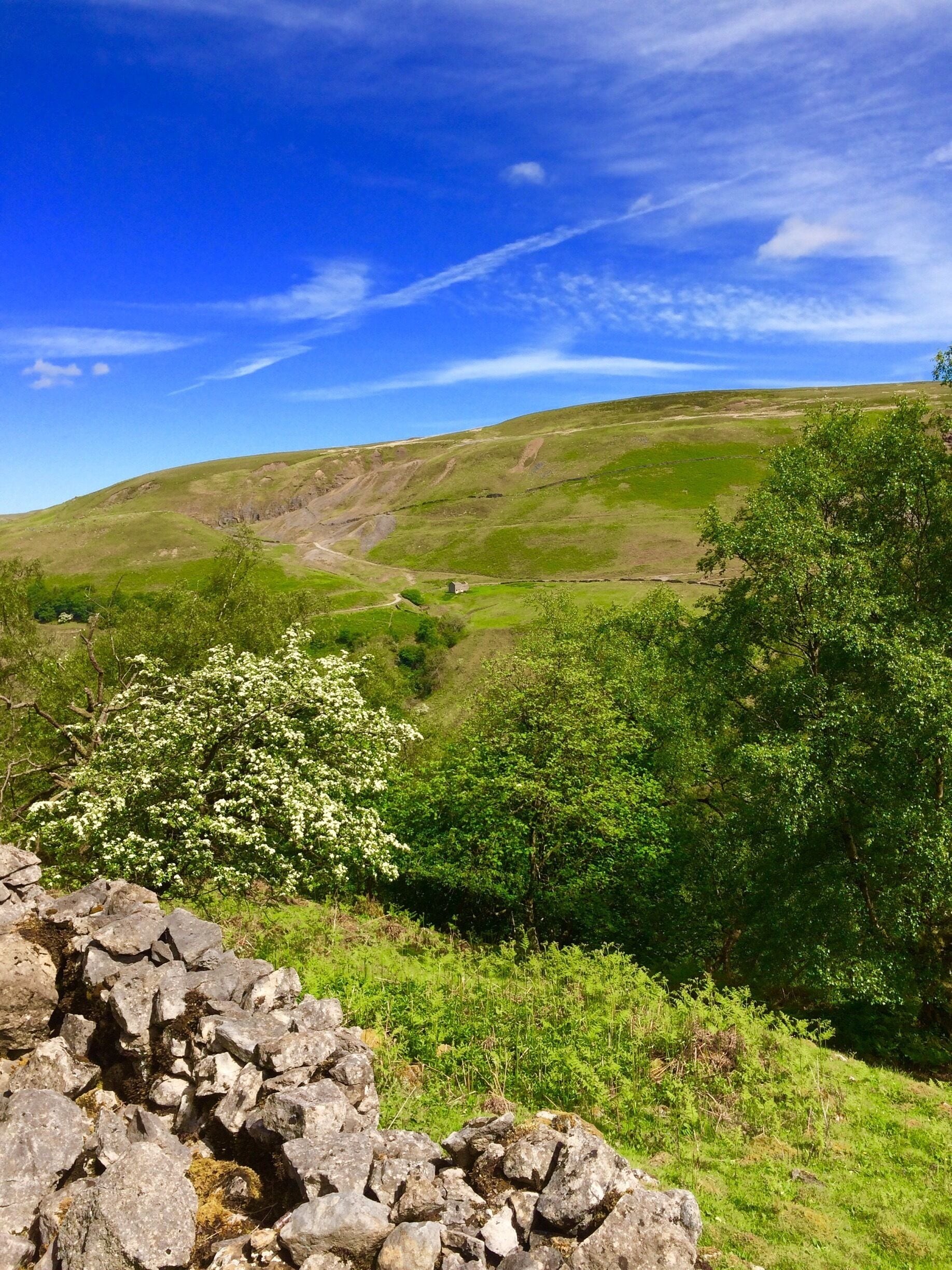 On high level path across Kisdon Hill above the River Swale