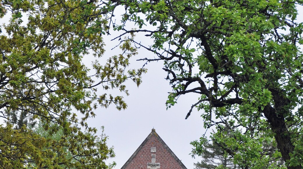 Clairmarais (département du Pas-de-Calais, France): dilapidated chapel of the former St Bernard's school (also called 'Alumnat de Jésus-Naissant')