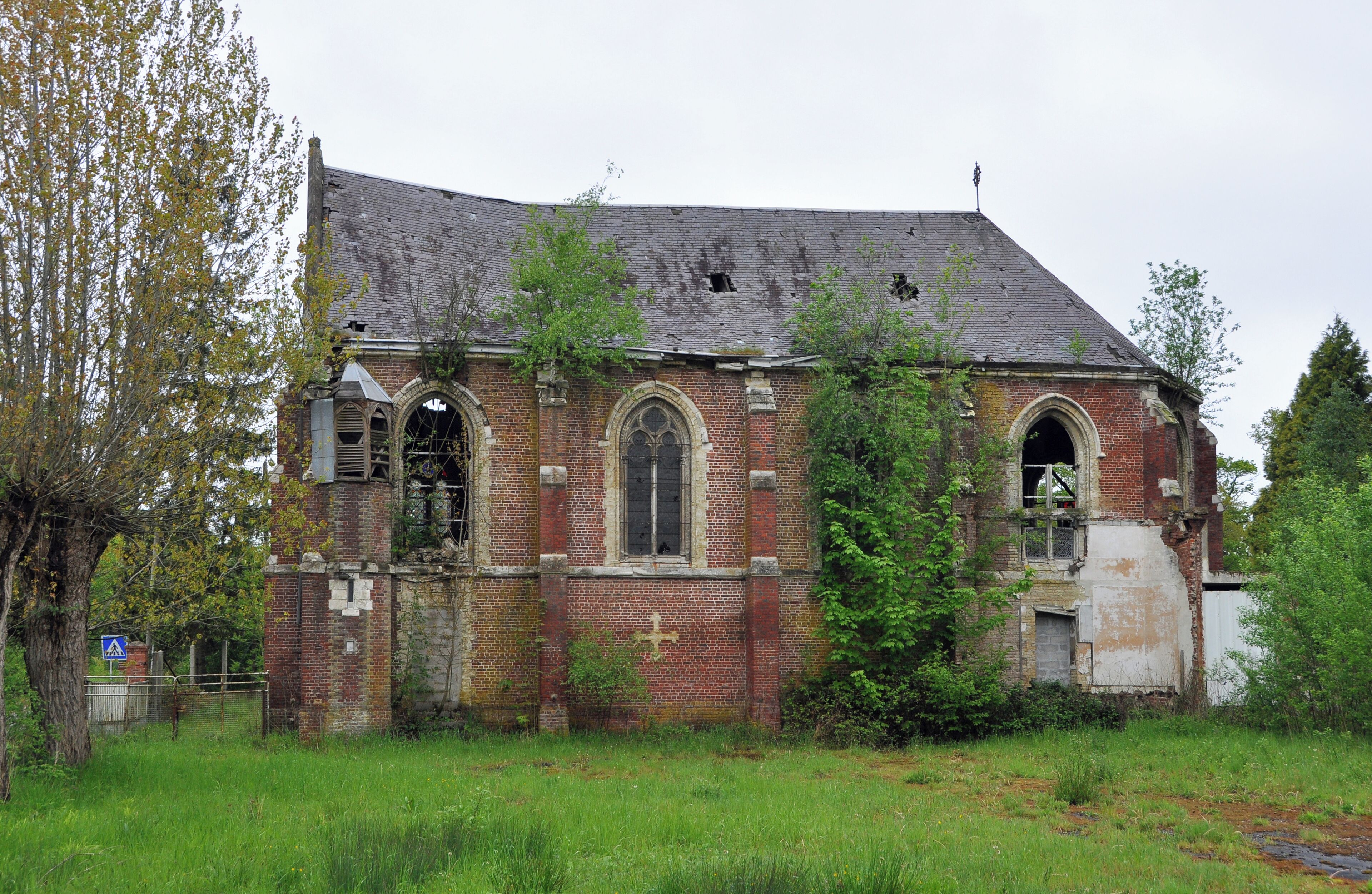 Clairmarais (département du Pas-de-Calais, France): dilapidated chapel of the former St Bernard's school (also called 'Alumnat de Jésus-Naissant')