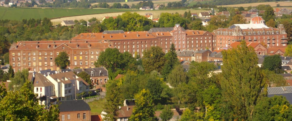 This building is indexed in the Base Mérimée, a database of architectural heritage maintained by the French Ministry of Culture, under the reference PA00115695 .
