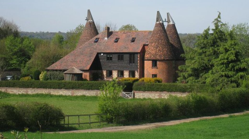 Comp Farm Oasts, Comp Lane, Offham, Kent Triple round kiln oast house.