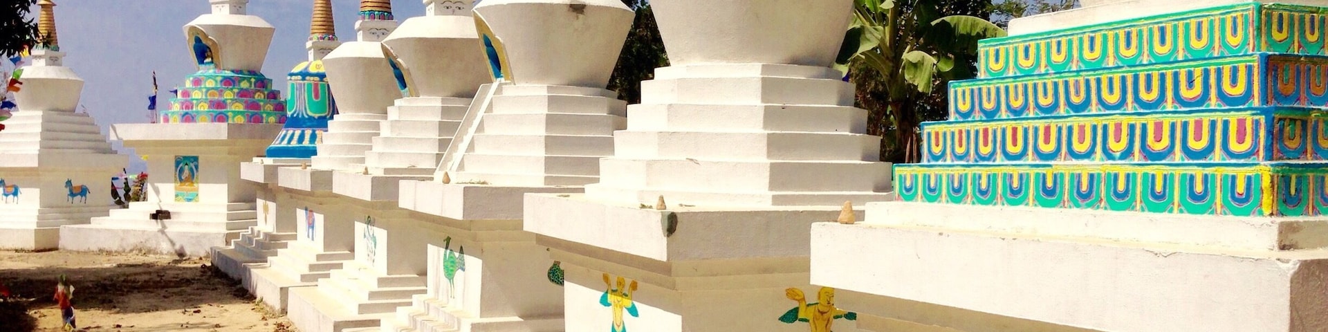 Buddhist stupas at Makwanpur Gadhi