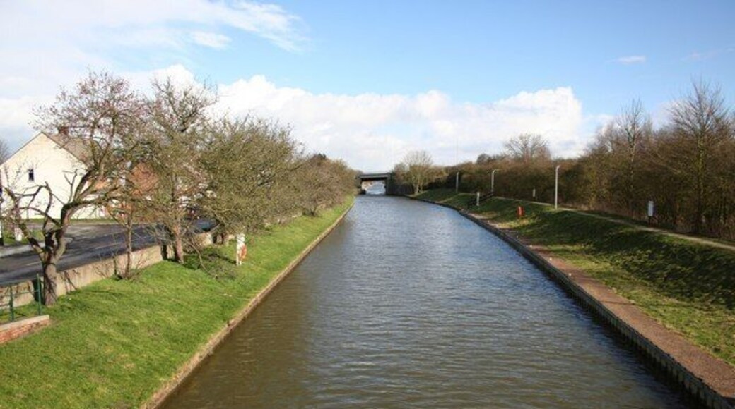 Fosdyke The Fosdyke at Saxilby from the footbridge