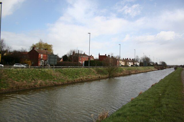 Fosdyke The Fosdyke Roman canal and Lincoln Road (A57) from Skellingthorpe Road