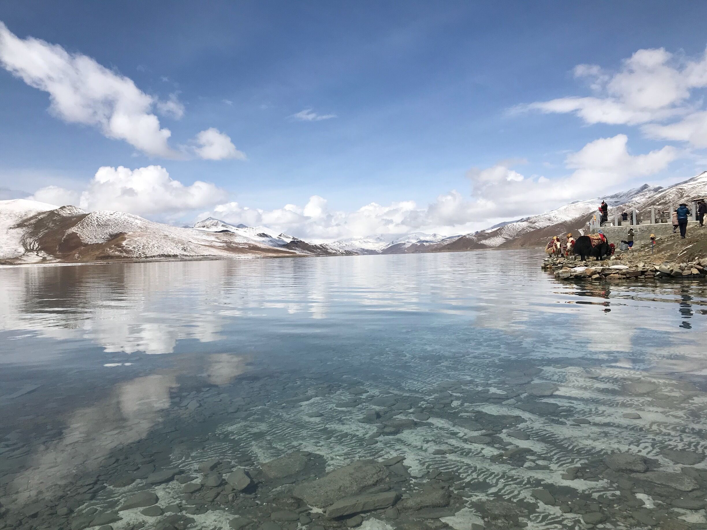 Yamdrok Lake is a freshwater lake in Tibet, it is one of the three largest sacred lakes in Tibet. It is over 72 km long. The lake is surrounded by many snow-capped mountains and is fed by numerous small streams.