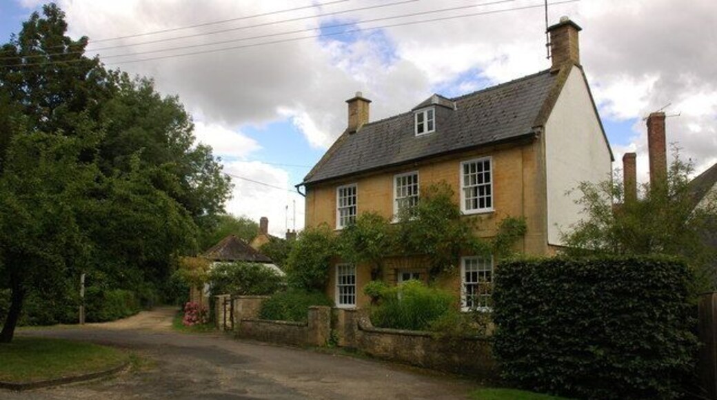 The Villa, Kemerton Cotswold stone house in the village in Kemerton. This house was used as a location for the Father Brown tv episode "The Paradise of Thieves".