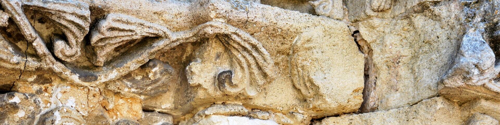 Chapiteaux de l'église Saint-Martin de Haux