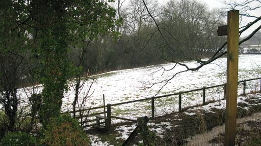 Footpath to Furnace Hill From Westwood Lane towards Furnace Lane.