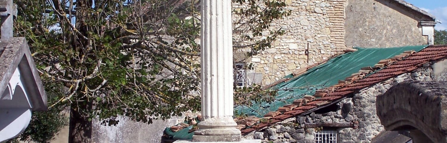 Saint Abondance war memorial in Virazeil (Lot-et-Garonne, France)