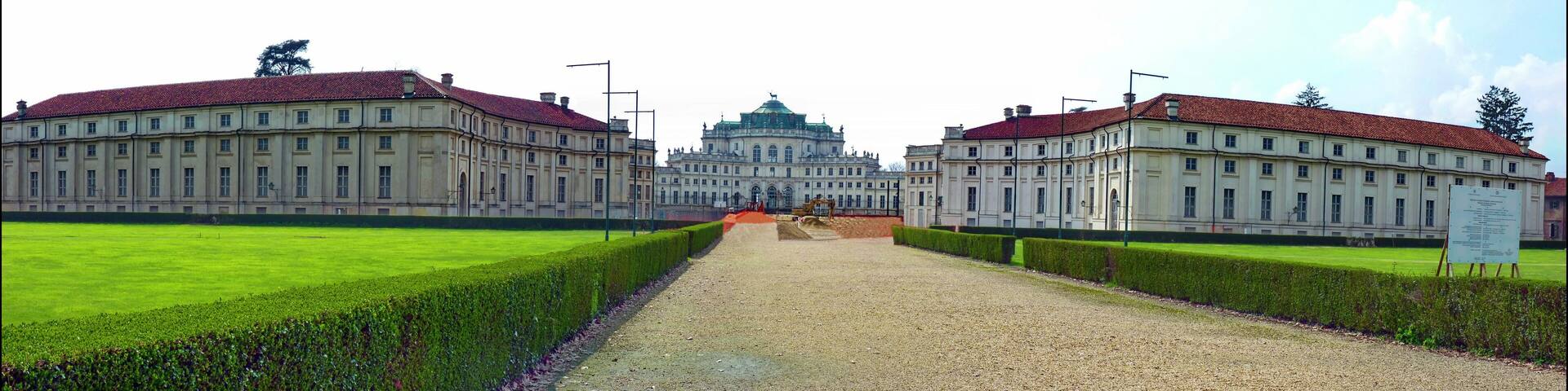 palazzina di caccia lato NE