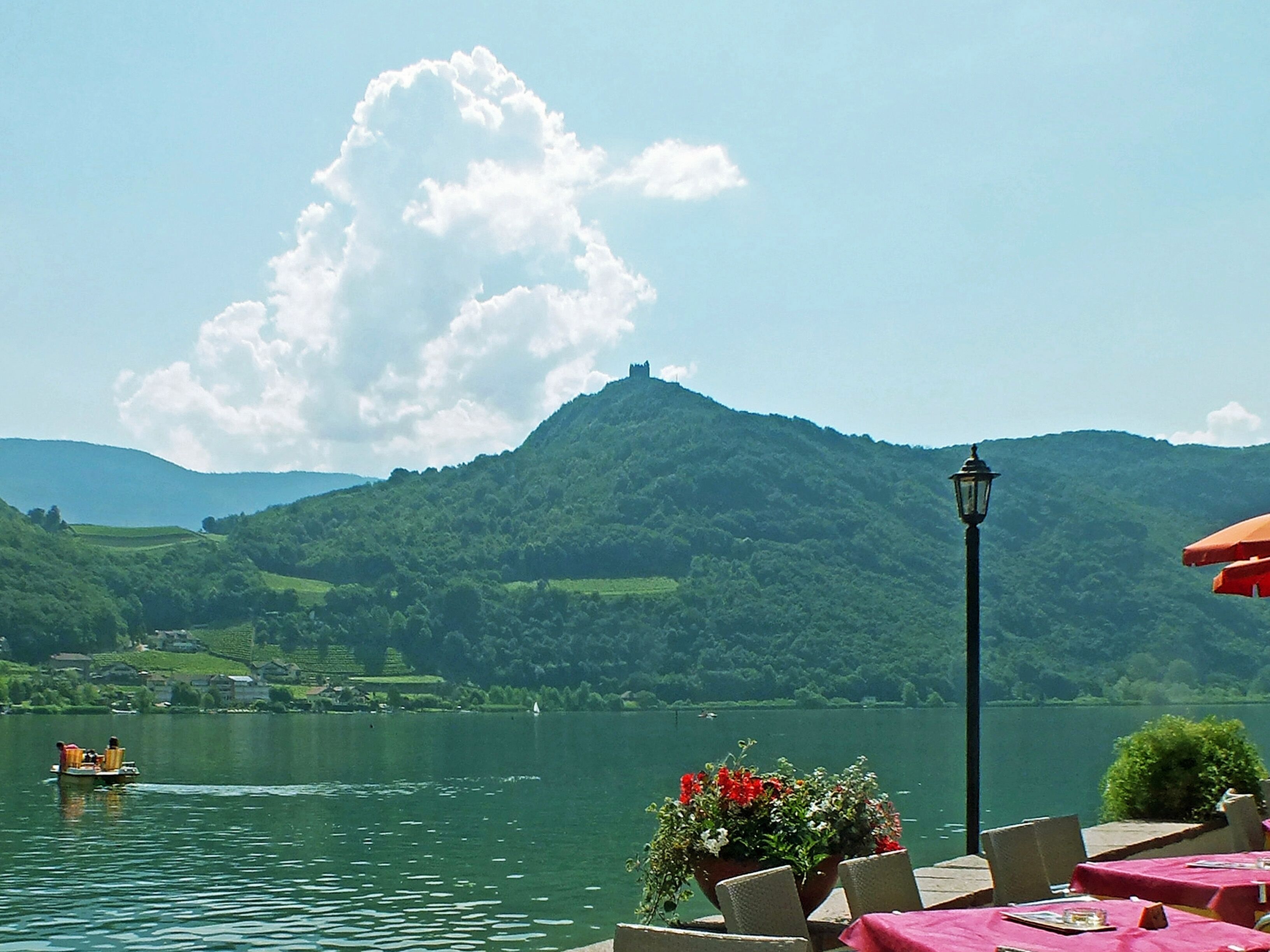 This media shows the cultural heritage monument with the number 16451 in South Tyrol.