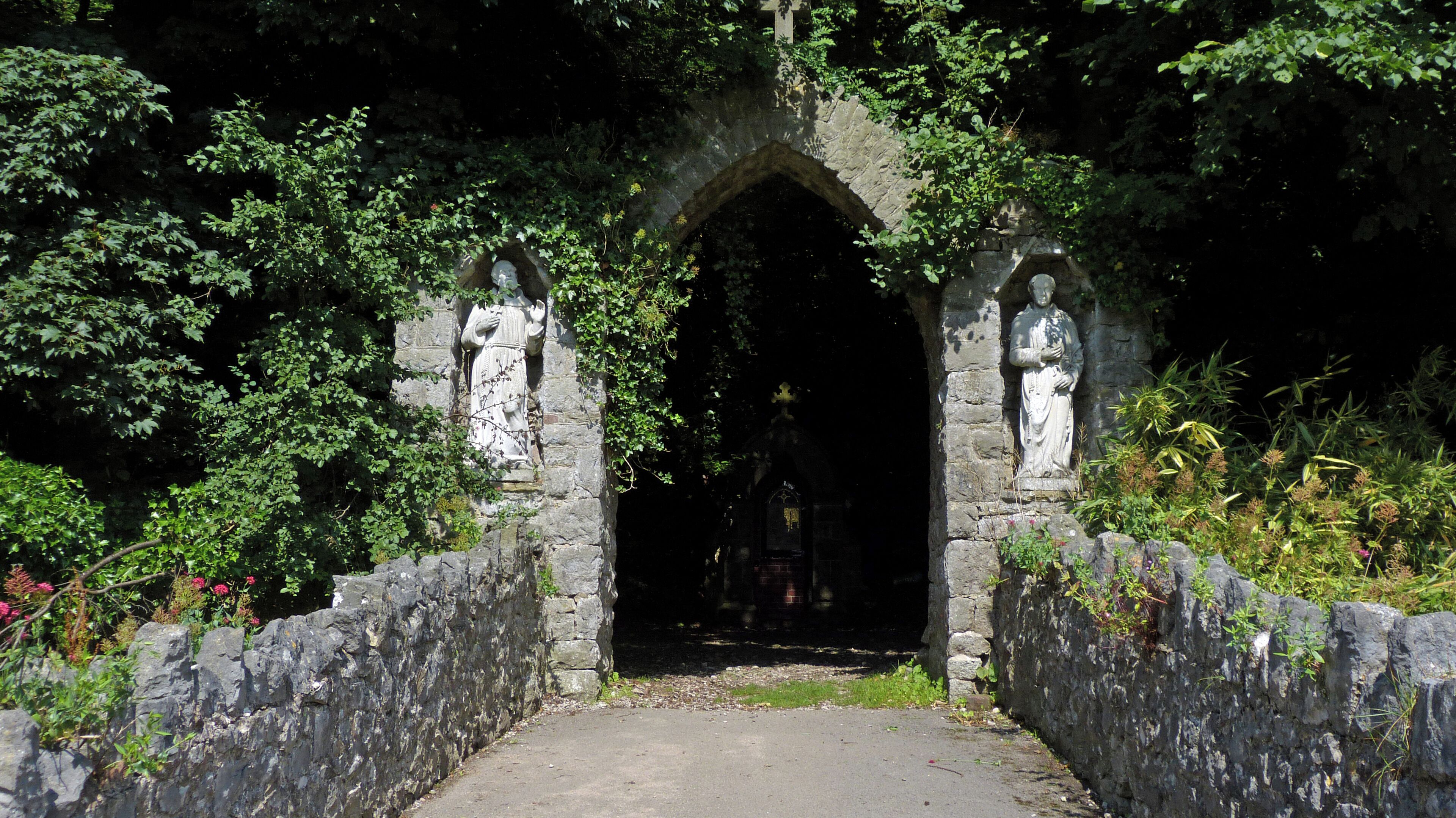 This is a photo of listed building number