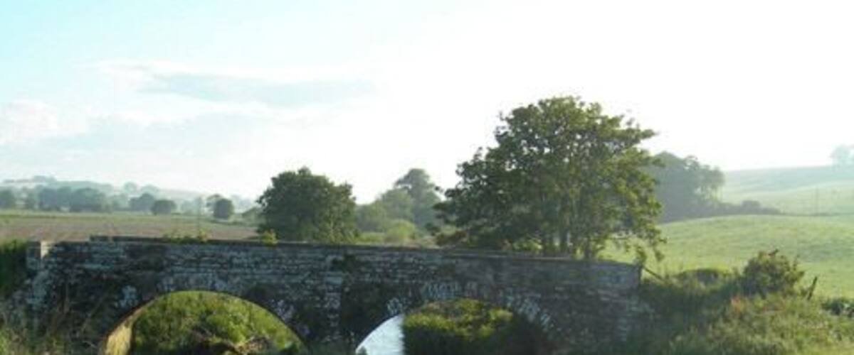Stone bridge over Lunan Water