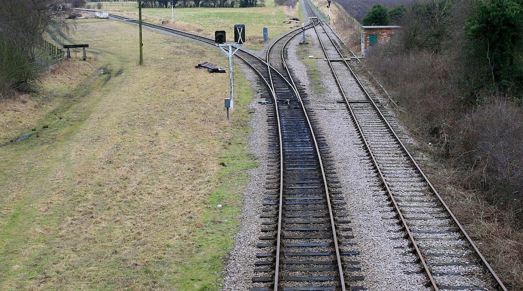 Looking south along the Great Central Railway. From a footbridge to the west of Ruddington 1723879. The branch off to the left leads to the Nottingham Transport Heritage Centre http://www.nthc.co.uk/ and was not there in the days when the railway ran from here to London Marylebone Station.