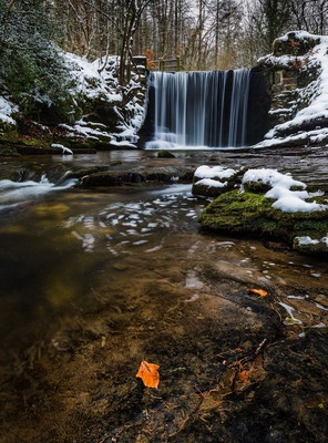Stunning forest walk from Nant mill visitor centre. We have been here a few times but on this occasion it was thick snow. To find this Waterfall just follow the flow of the river down through the forest, some other nice spots along the way too. Great for dogs here.