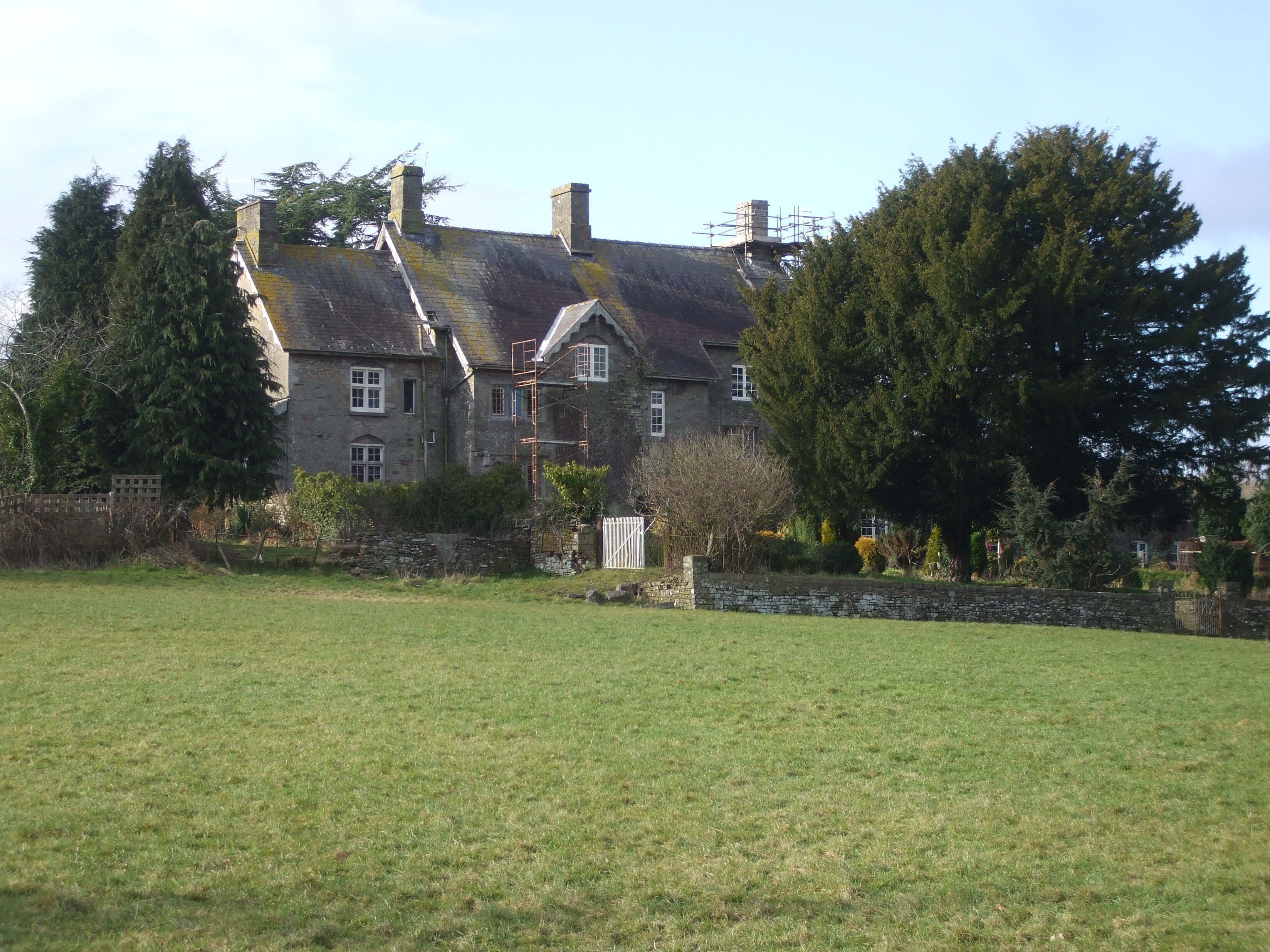 Great House, Llanhennock (or Treddunock)