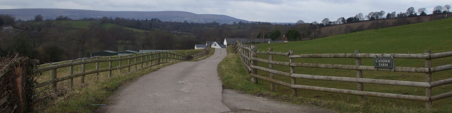 Entrance to Candwr Farm