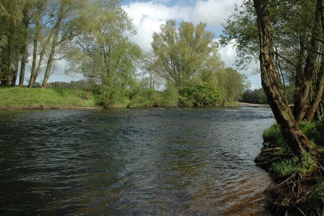 River Usk at Clytha Park View up the River Usk at Clytha Park.