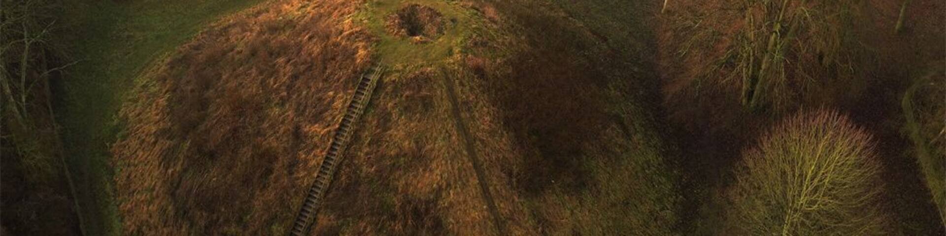 A picture of Bartlow Hills, taken by Bill Blake, http://www.bill-blake.co.uk