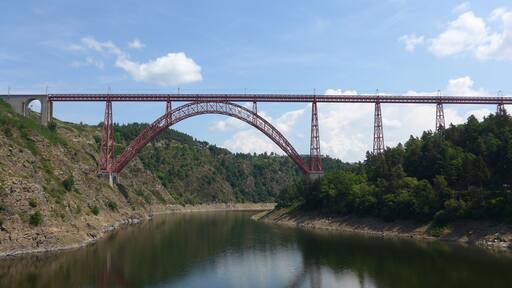 This building is indexed in the Base Mérimée, a database of architectural heritage maintained by the French Ministry of Culture, under the reference PA00093539 .