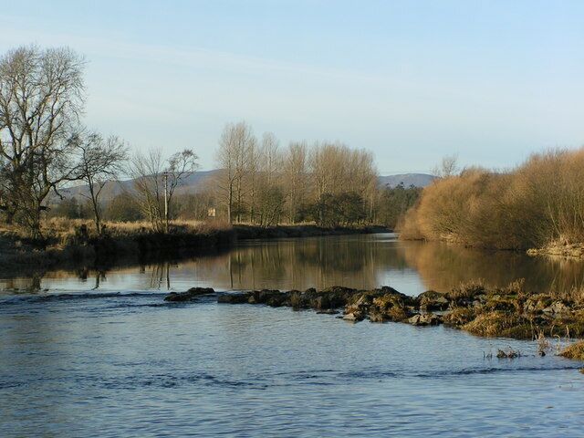 Borderline Angus on the left bank, Aberdeenshire on the right, the River North Esk marks the county boundary