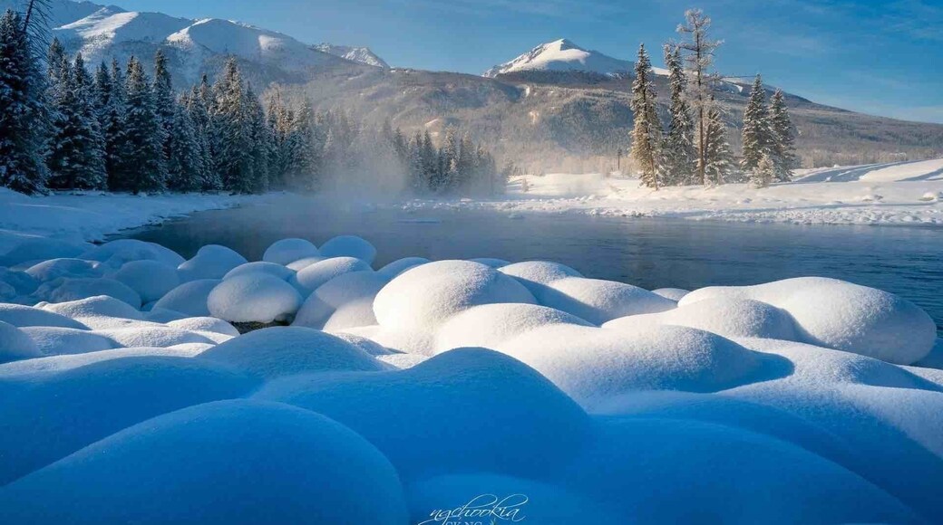 神話般的山間村落中國美景第一村-禾木村 II 喀纳斯 新疆
The Most Beautiful Snow Village II Hemu Village -Xinjiang