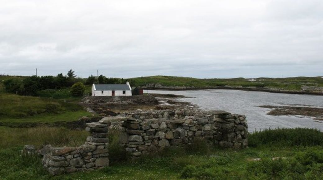 Cottage by the shore A nicely restored traditional cottage by the shore, overlooking a narrow inlet on the NE coast of South Uist.