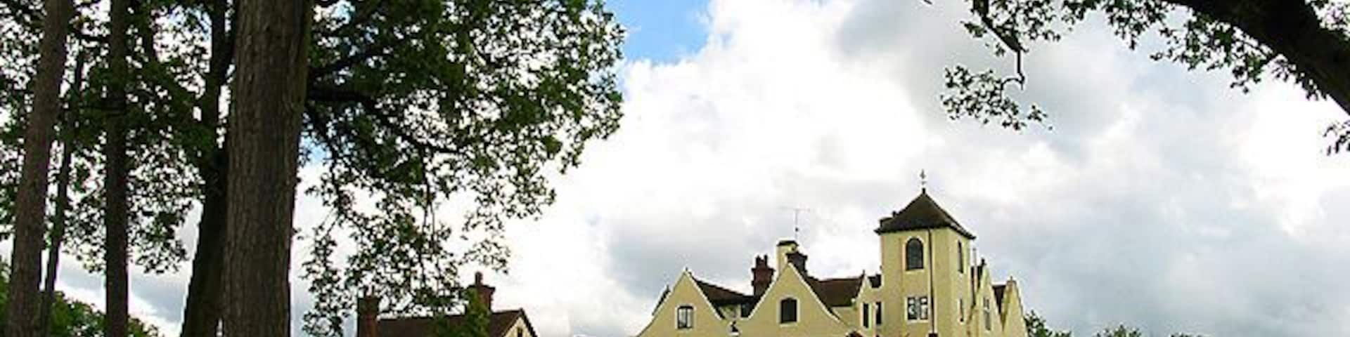 Bradfield House and Farm. This house and farm dominates this grid square. The house is situated in the centre of the grid square on Scratchface Lane. This view was taken from the road looking more or less west.