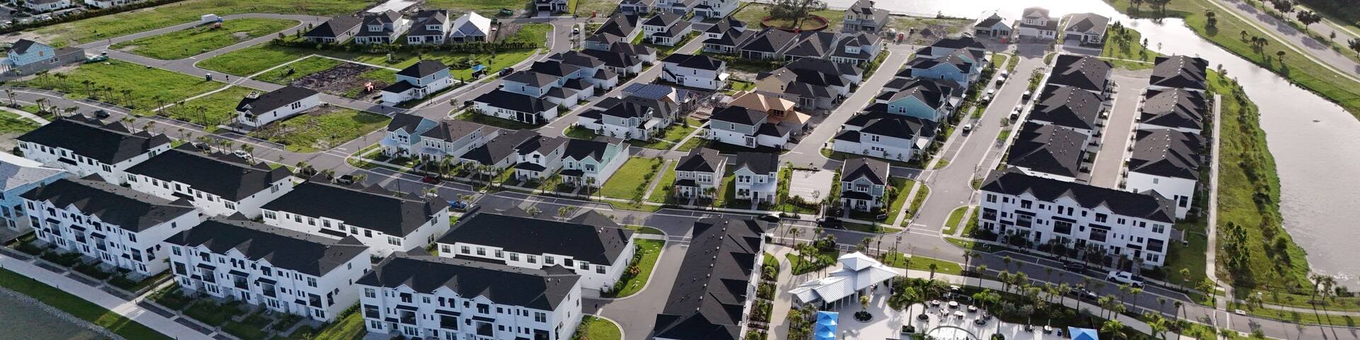 development on the southern portion of Lakewood Ranch, Florida, condominiums, rental homes