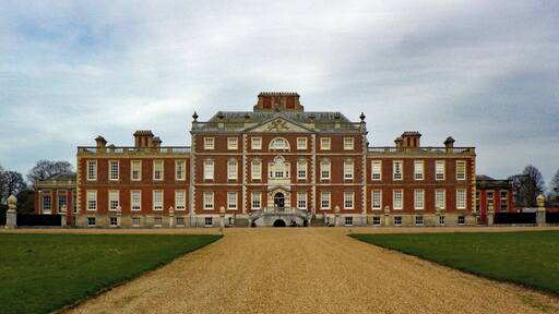 This is a photo of listed building number