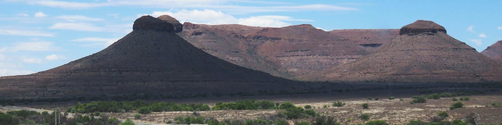 View of the 3 sisters mountains