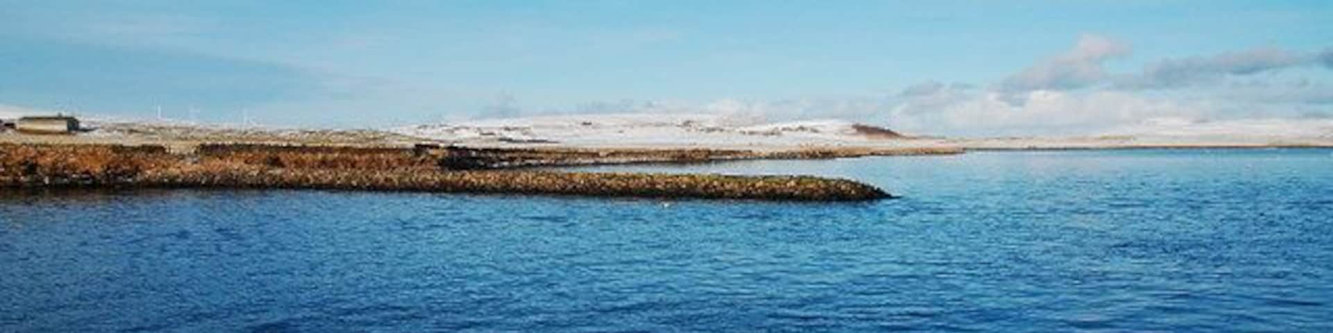 Old Jetty, Tingwall This isn't shown at all on the 1:50,000 map, which is surprising considering that it is so conspicuous.