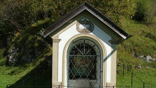 Bildstock This media shows the protected monument with the number 79655 in Austria. (commons, de, wikidata) This media shows the remarkable cultural object in the Austrian state of Tyrol listed by the Tyrolean Art Cadastre with the ID 27824. (on tirisMaps, on tirisdienste.at, pdf, more images on Commons)