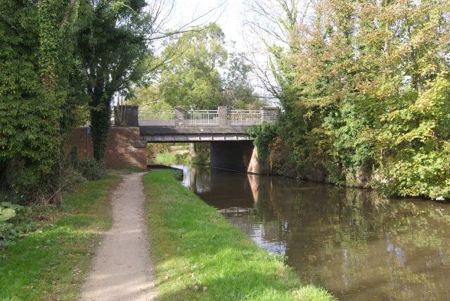 Cuttle Bridge, Trent & Mersey Canal Cuttle Bridge, no 13, carries the A514 Derby - Swadlincote road over the canal.