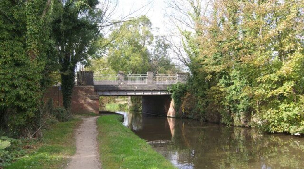 Cuttle Bridge, Trent & Mersey Canal Cuttle Bridge, no 13, carries the A514 Derby - Swadlincote road over the canal.