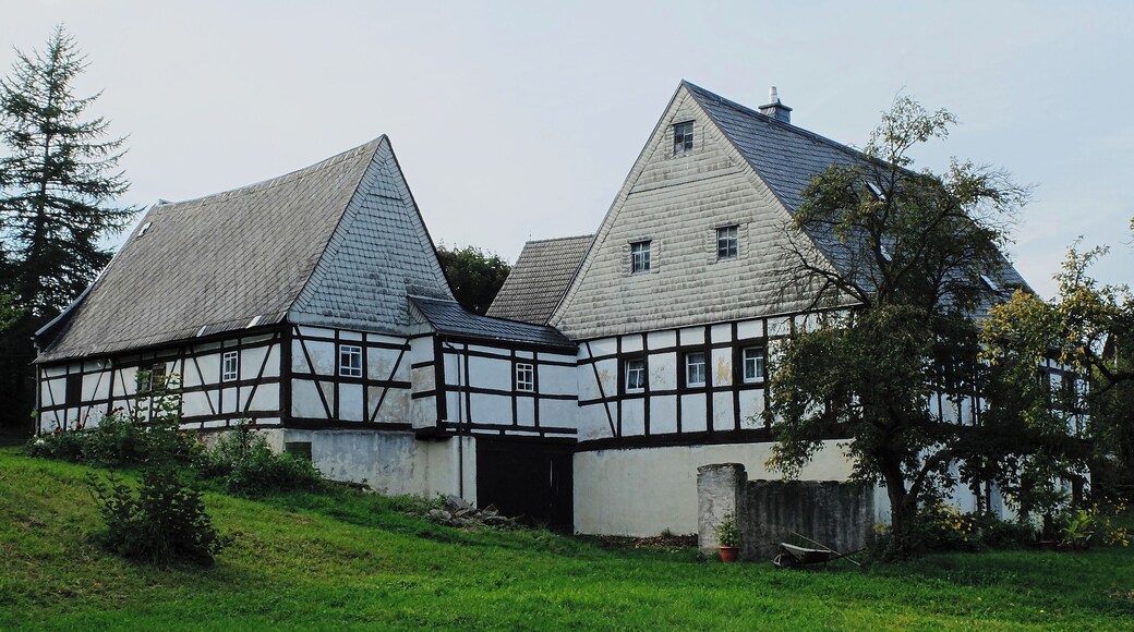 Dorfstraße 54, Mildenau (Sachsen) ID: 08992167 50.5934393,13.0688228