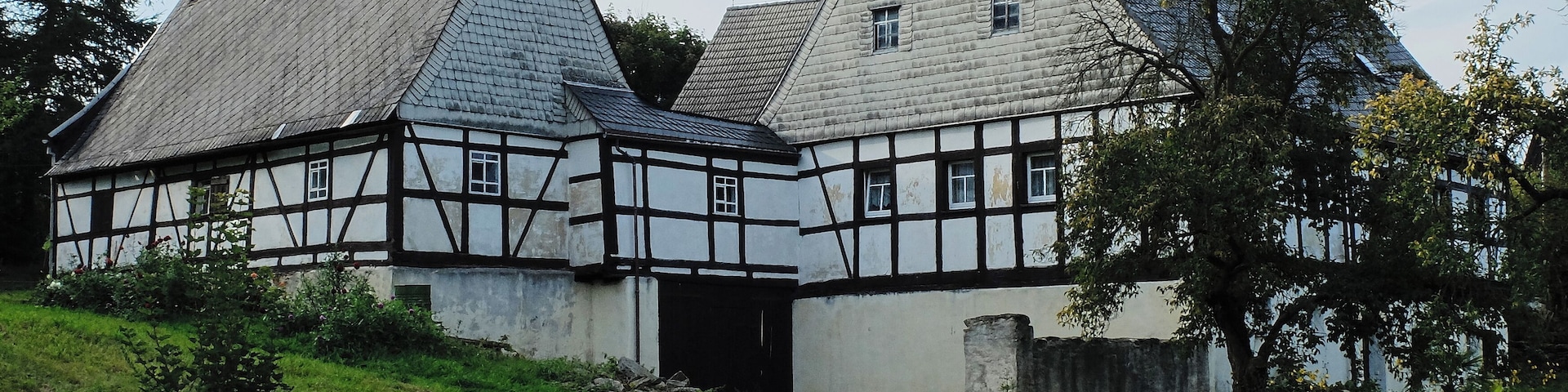 DorfstraĂe 54, Mildenau (Sachsen) ID: 08992167 50.5934393,13.0688228