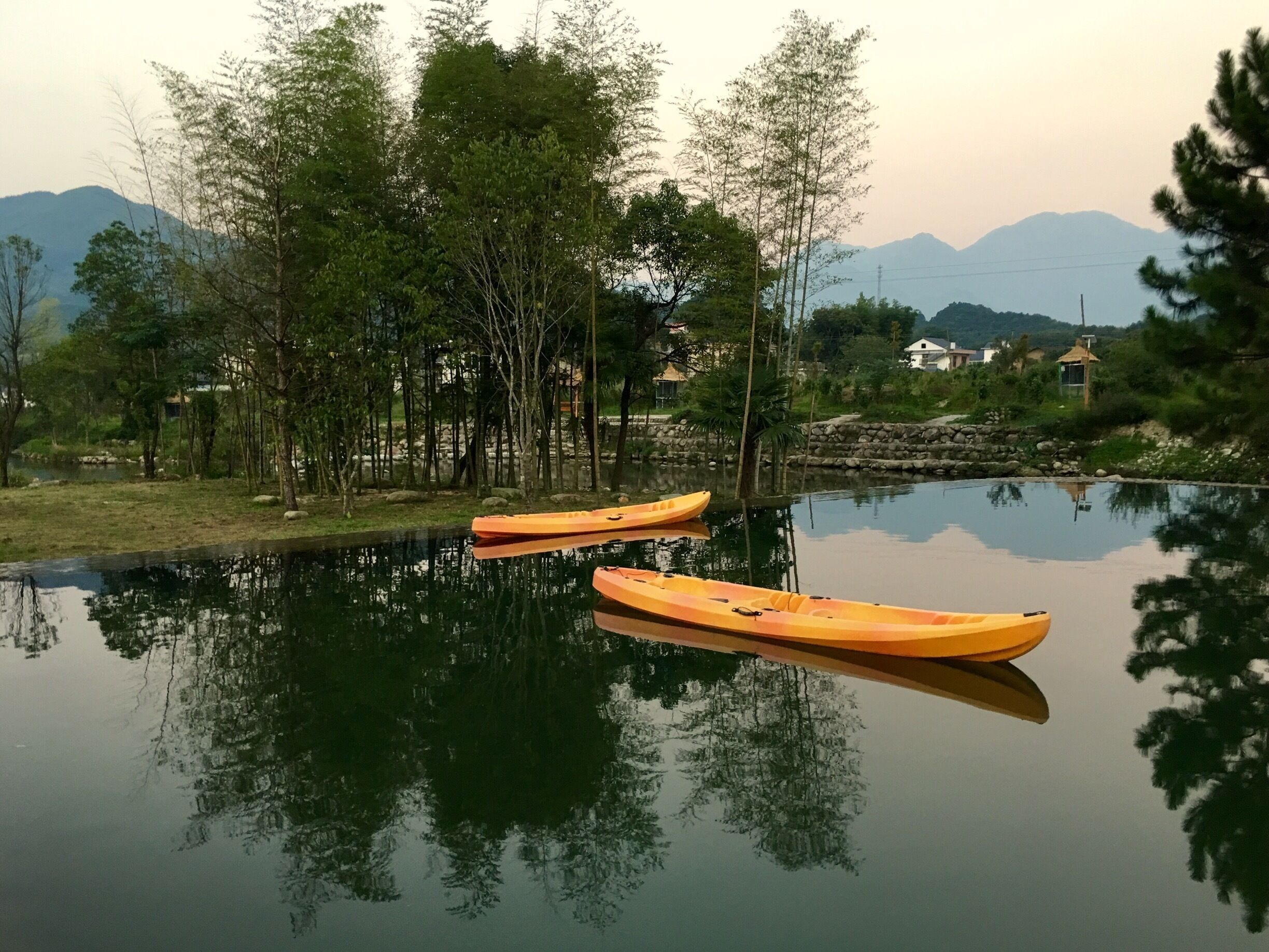 Hakka village in the JiangXi  - beautiful village with the main factor of JiangXi river #travel # china #waterscape #nature
 