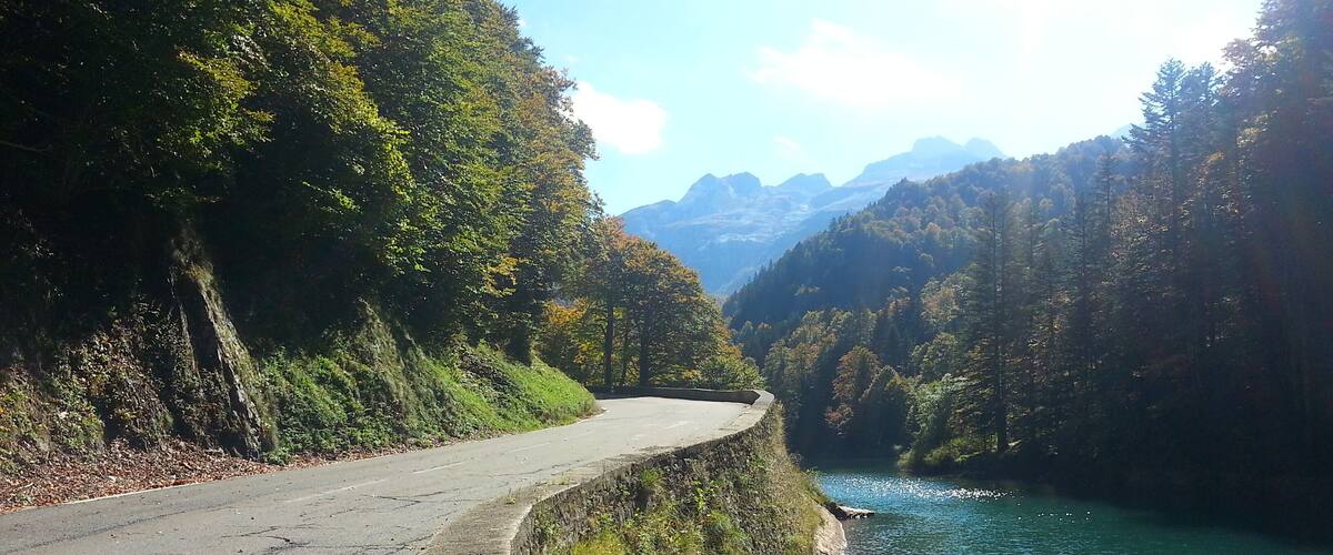 Petit lac, dans la montée du Somport