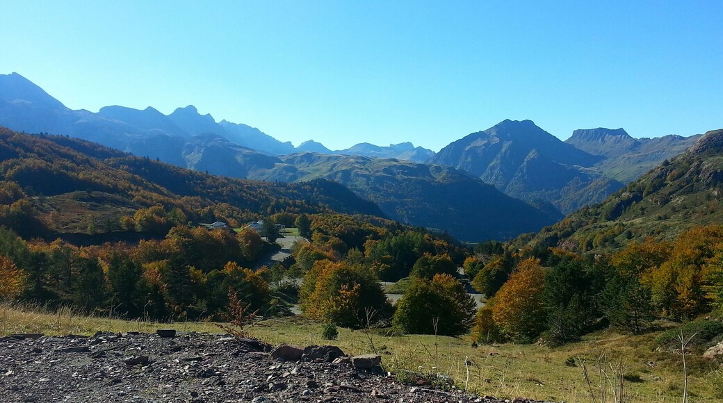 En amont de Peyrenère, vue nord-ouest