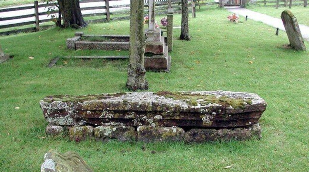 St Mary the Virgin, St. Mary in the Marsh, Kent - Churchyard