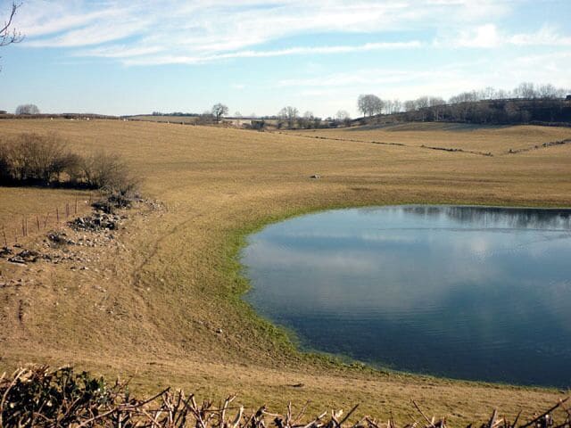 Holmer Tarn - with a lot less water in it than three months ago: 1601544