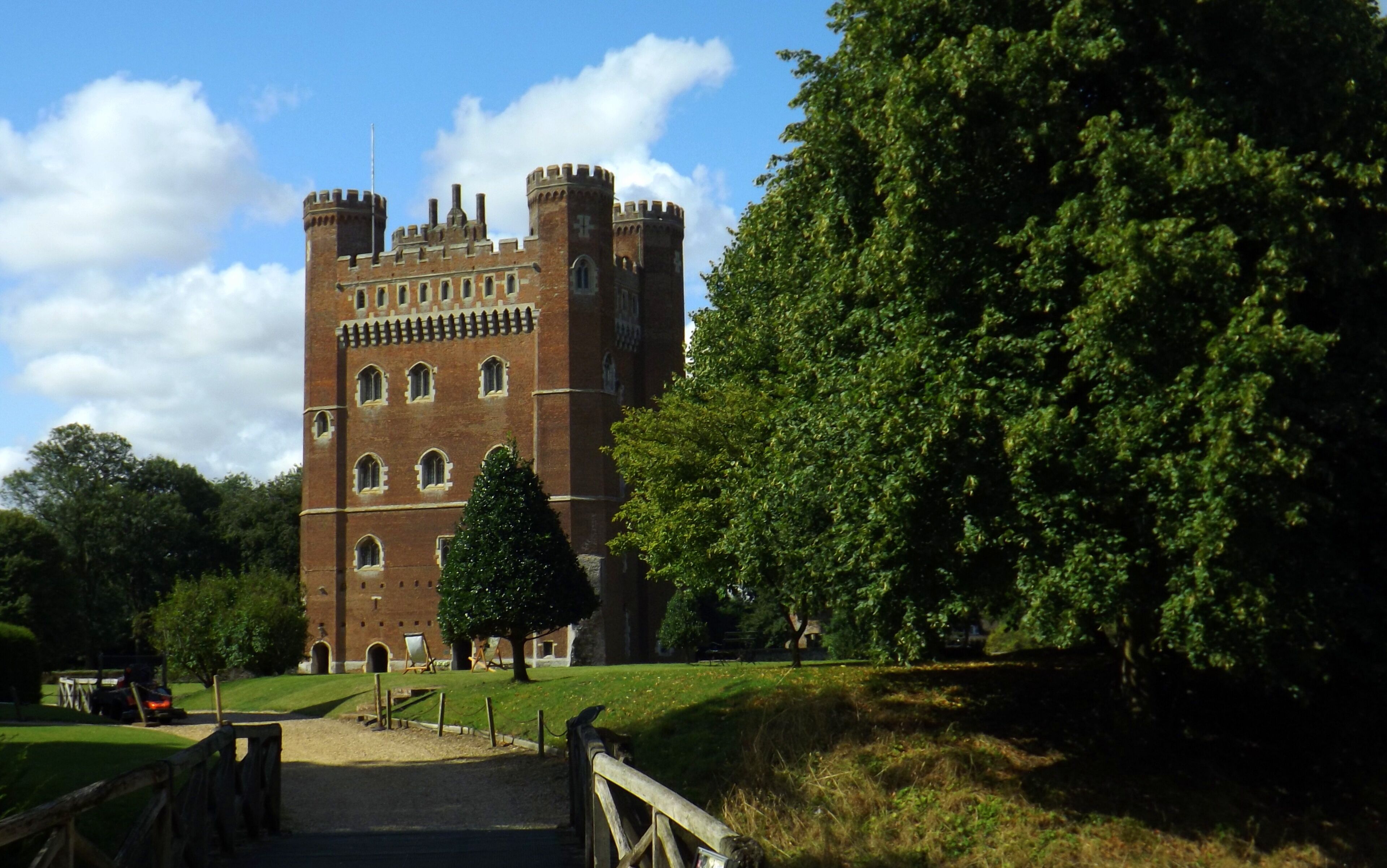 This is a photo of listed building number